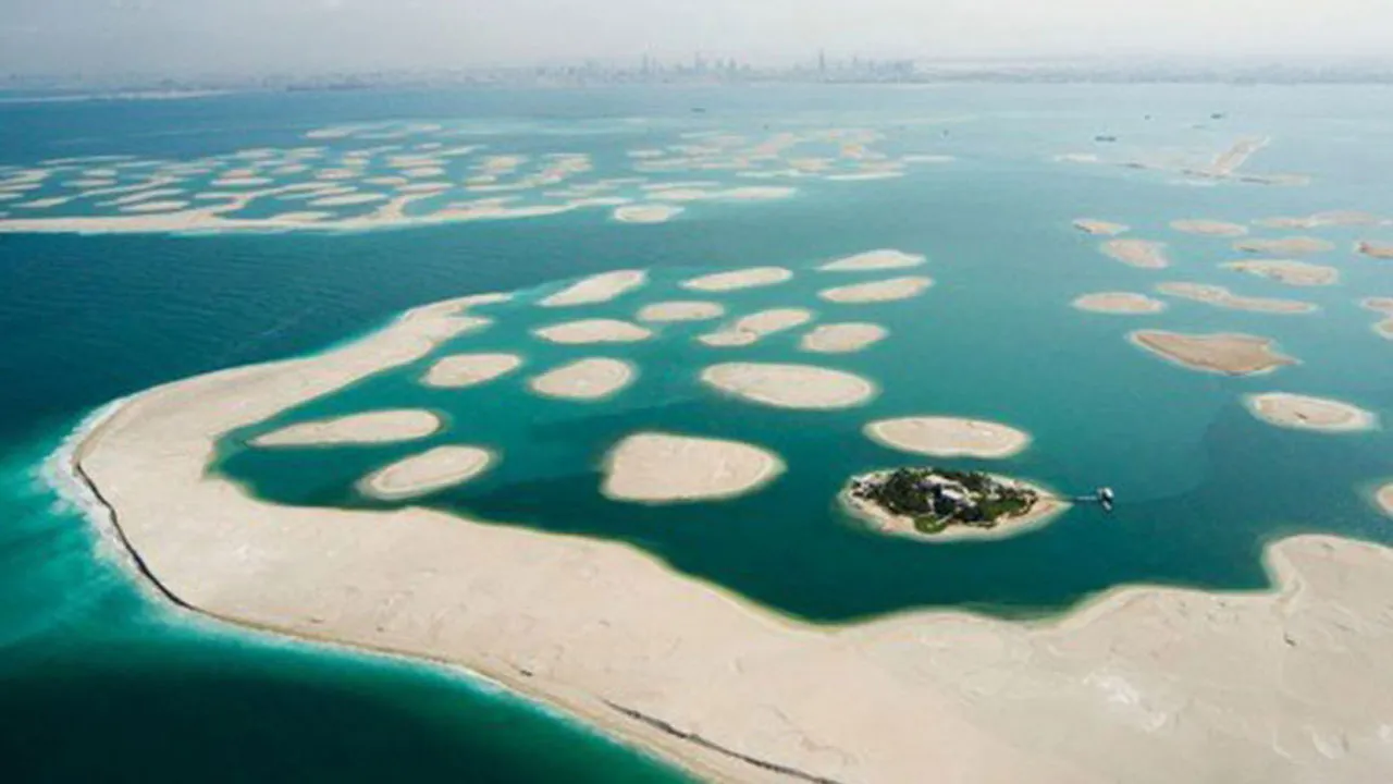 Man Made Marvel in Dubai - Exploring the wonders of Palm Jumeirah
